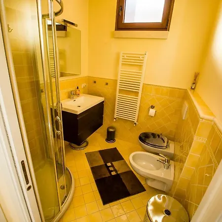 Luxusvilla Mit Traumhafter Dachterrasse *